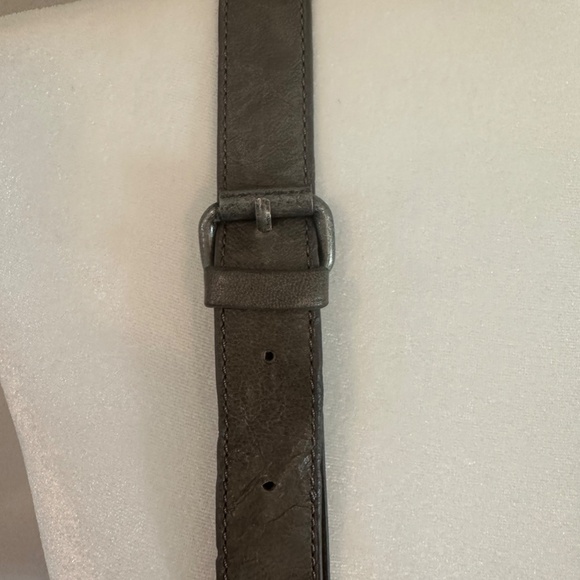 Olivia Harris Grey Leather Crossbody Distressed Hobo bag purse - Picture 8 of 10